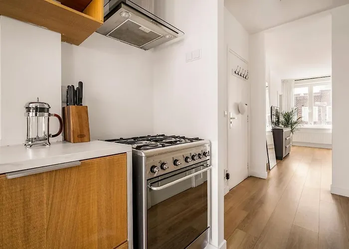 Light And Quiet Haven Next To Park Amsterdam